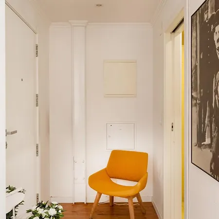 Alfama River Light Sunlit Views Apartment Lisbon